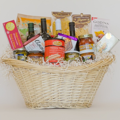 Classic Collection Gift Basket