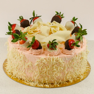Strawberry Mousse Torte